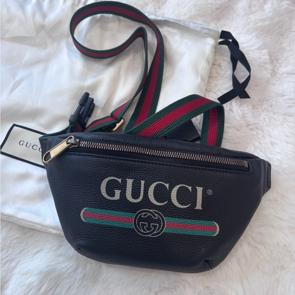 Brand New GUCCI Logo Printed Small Black Belt Bag Fanny Pack Sz 115 - Picture 2 of 6